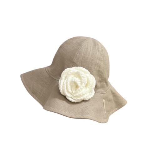 kapelusz lniany dla dziewczynki dziergana róża.JPEG