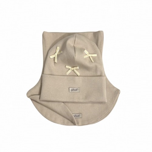 Czapka i komin na jesień dla dziewczynki kolor beżowy