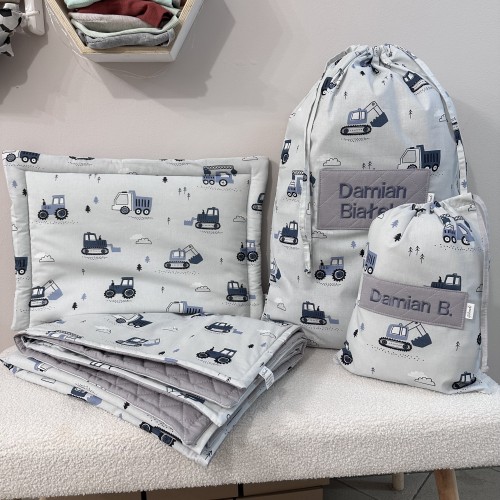 Wyprawka do przedszkola i żłobka, kompletny zestaw z podpisem