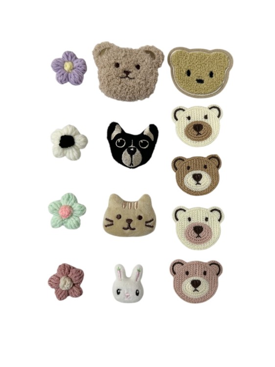 dodatki do czapek miś, kwiatek, królik, piesek.JPG