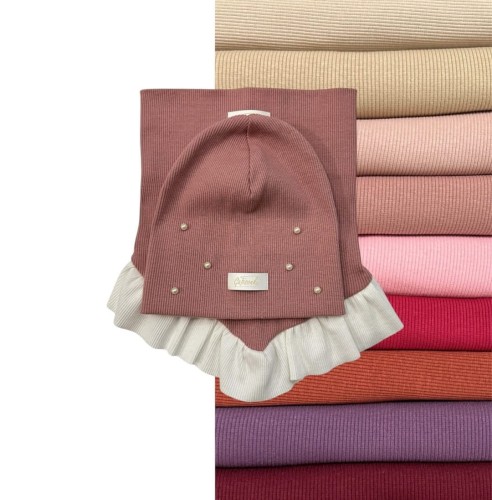 zestaw wiosenny z prążka czapka z perełkami.JPG